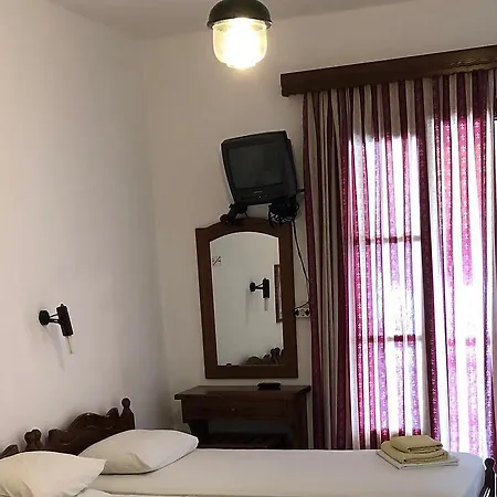 Lenas Πανσιόν Σκιάθος Πόλη